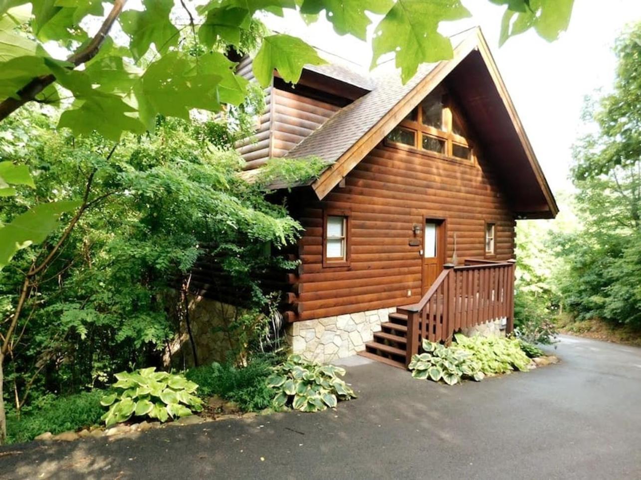 Romantic, Honeymoon Cabin In The Smokies! Gatlinburg Exterior foto